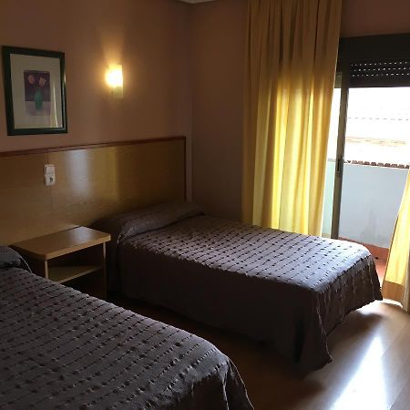 Hotel Avenida Леганес Экстерьер фото
