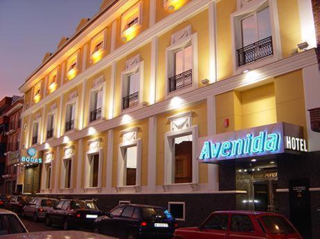 Hotel Avenida Леганес Экстерьер фото